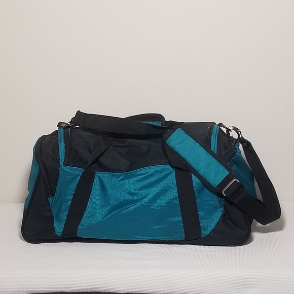 Duffle Bag - Picture 7 of 8